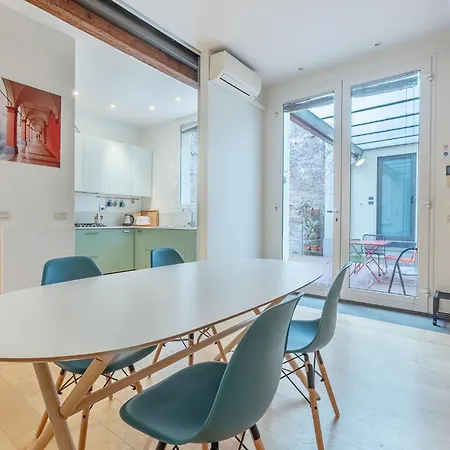Teatro Duse Duplex Flat דירה *