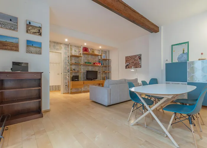 Appartement Guesthost - Teatro Duse Duplex Flat *