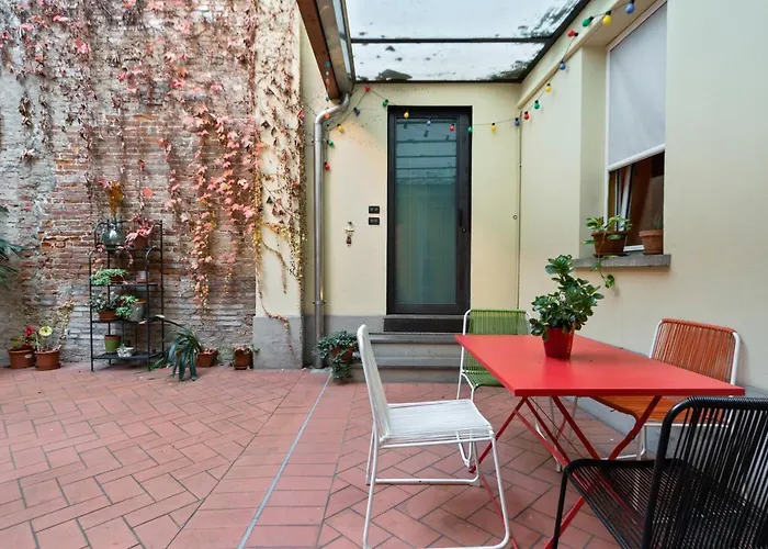 Guesthost - Teatro Duse Duplex Flat Bologna