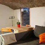 Guesthost - Teatro Duse Duplex Flat Apartamento