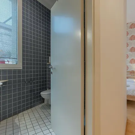 Guesthost - Teatro Duse Duplex Flat Apartman *