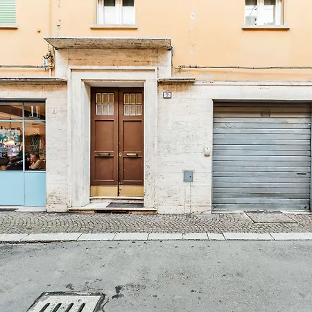 Guesthost - Teatro Duse Duplex Flat *