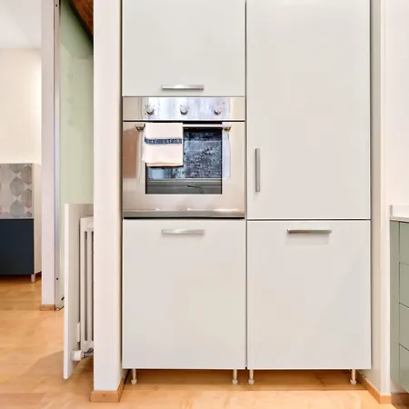 Guesthost - Teatro Duse Duplex Flat Apartman