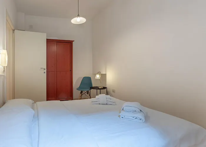 Guesthost - Teatro Duse Duplex Flat *