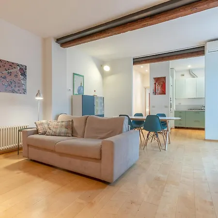 Guesthost - Teatro Duse Duplex Flat