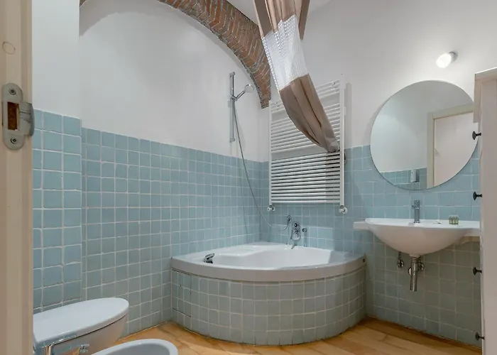 Guesthost - Teatro Duse Duplex Flat * 볼로냐