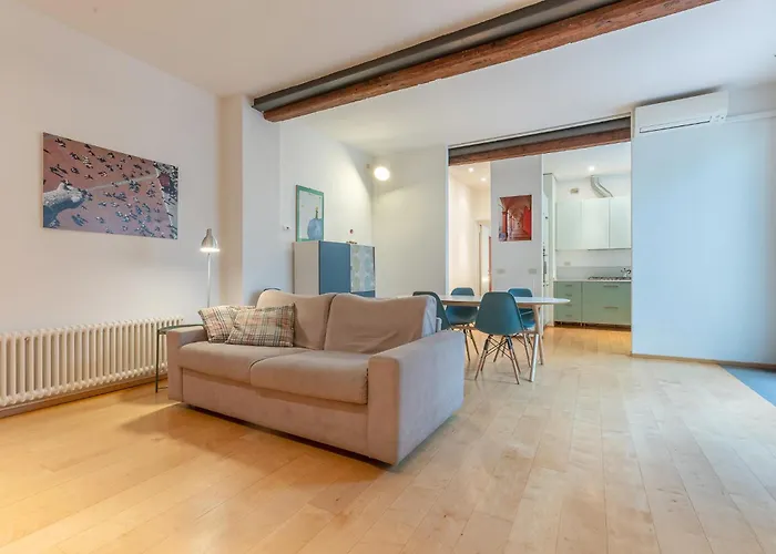 Guesthost - Teatro Duse Duplex Flat