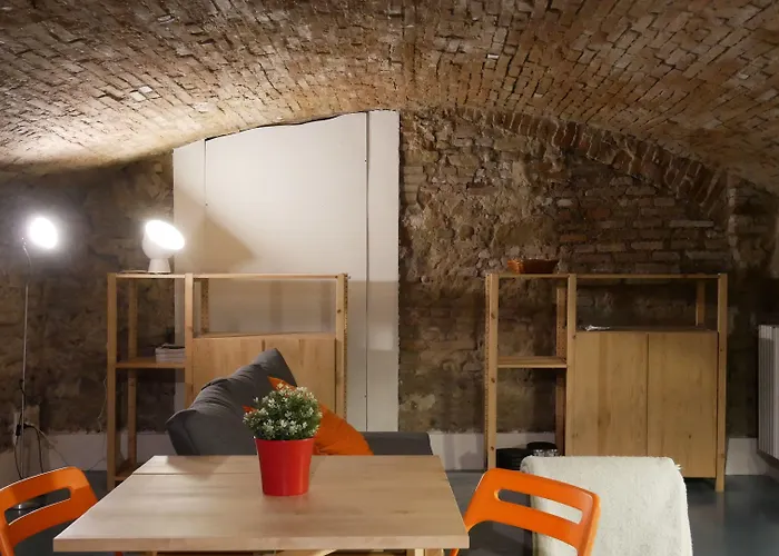 شقة Guesthost - Teatro Duse Duplex Flat بولونيا